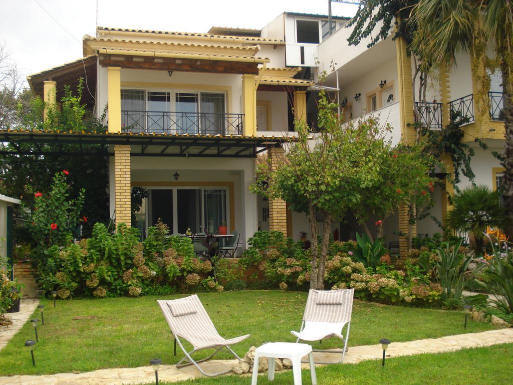 Iron House Apartamento Agios Georgios  Exterior foto