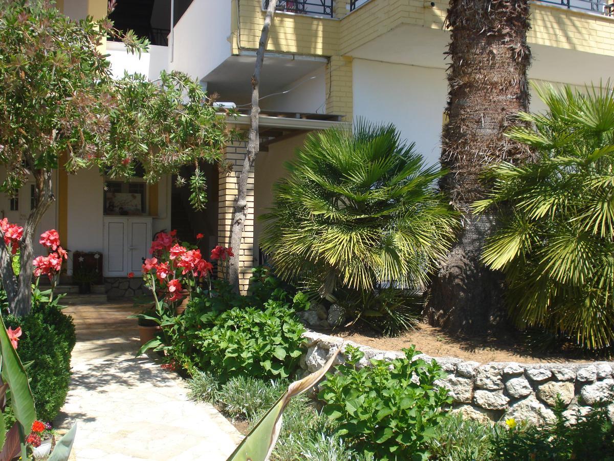 Iron House Apartamento Agios Georgios  Exterior foto