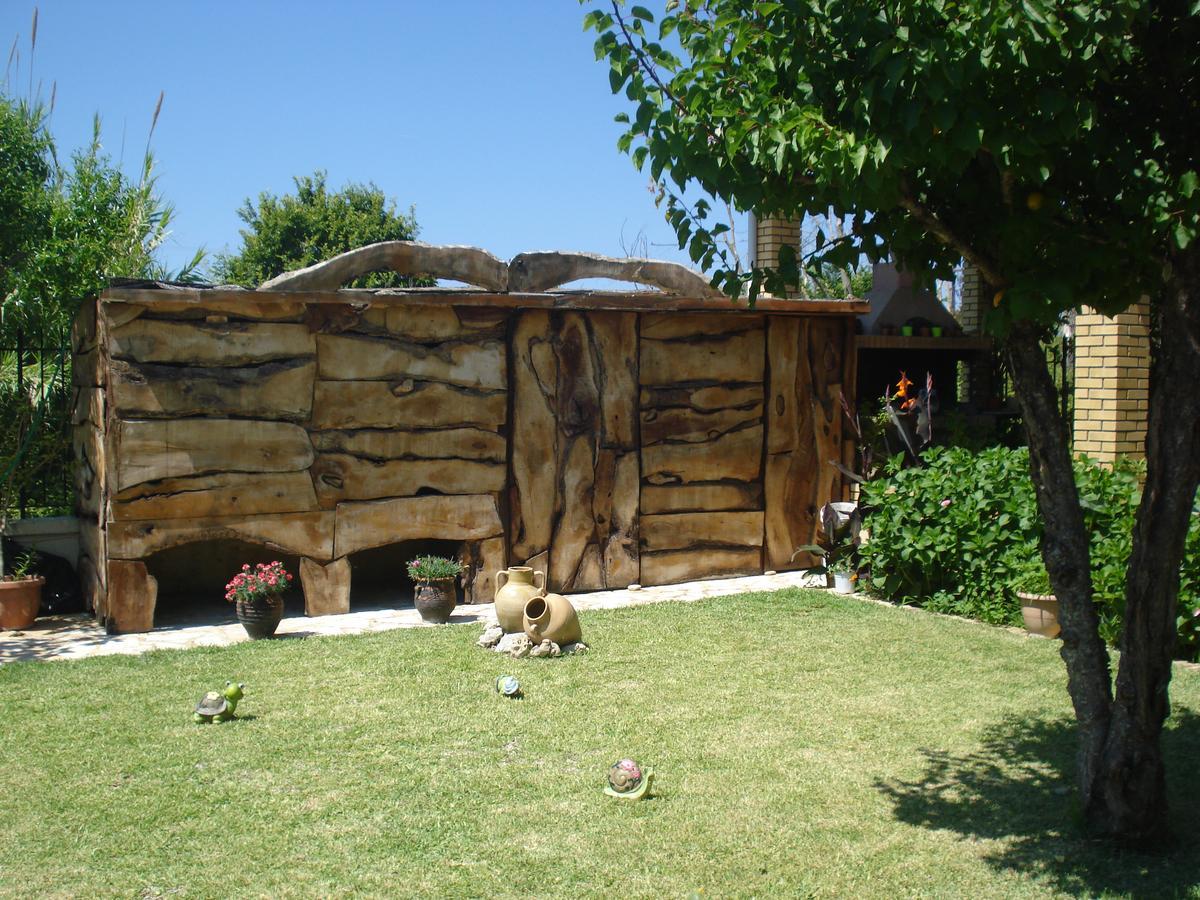 Iron House Apartamento Agios Georgios  Exterior foto