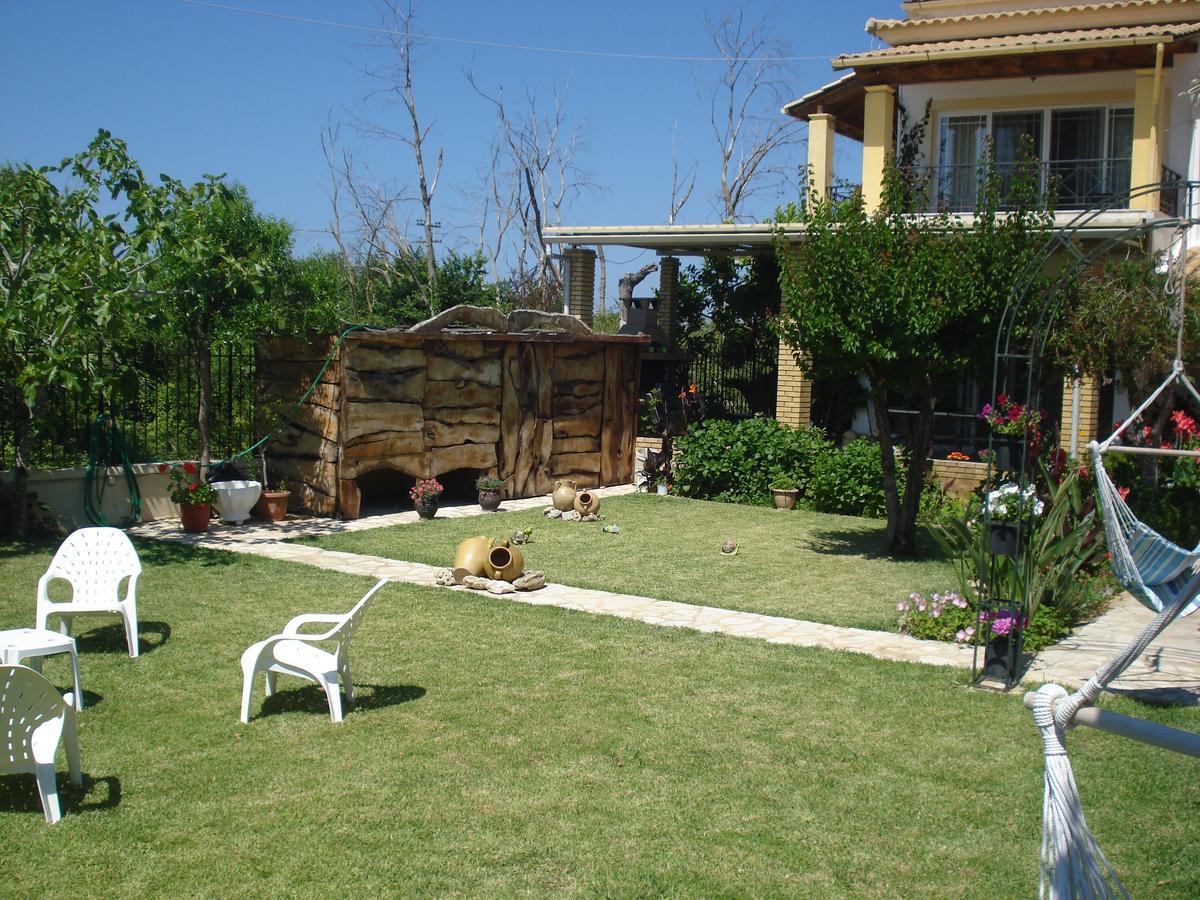 Iron House Apartamento Agios Georgios  Exterior foto